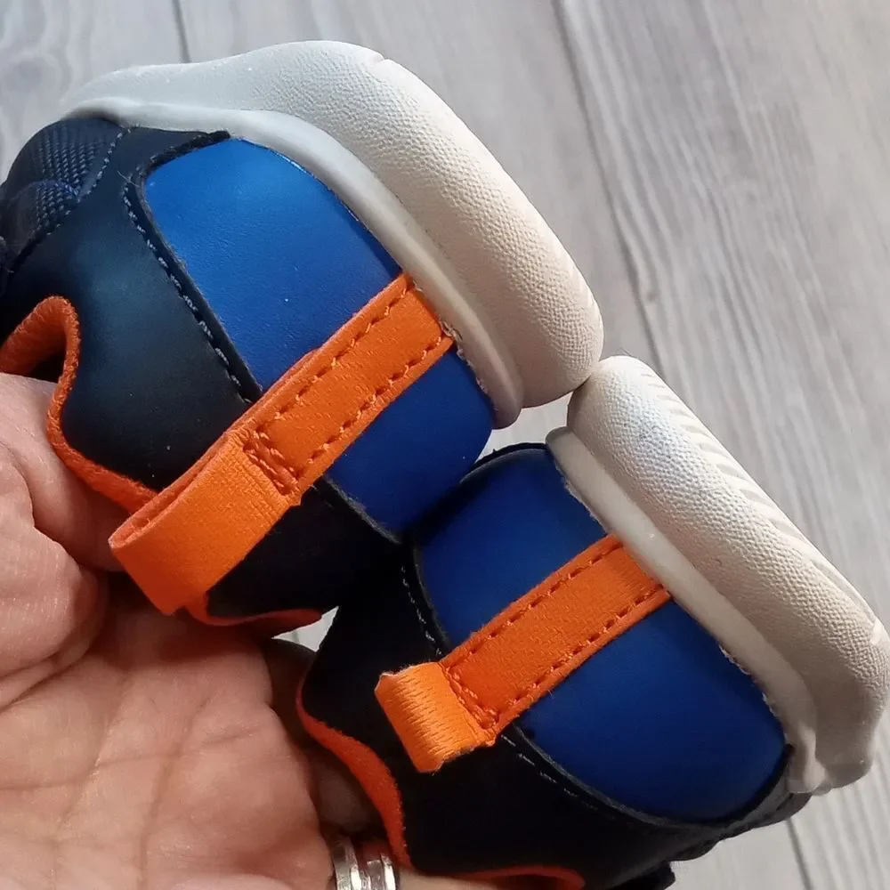(19-3969) Carter's Shoes Sz 3